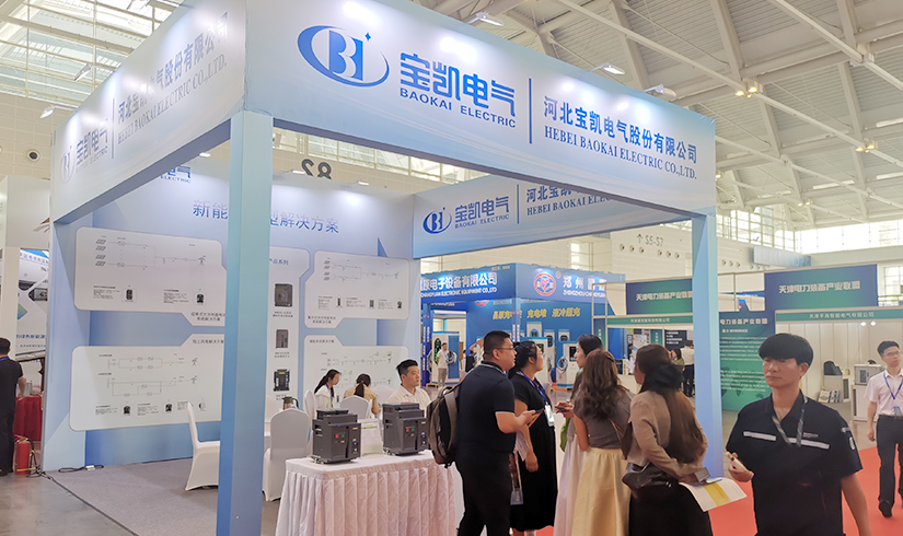 暴击行业天花板！jinnianhui今年会电气硬核技术亮相天津清洁能源展，引央视记者及能源产业巨头现场“挖宝”